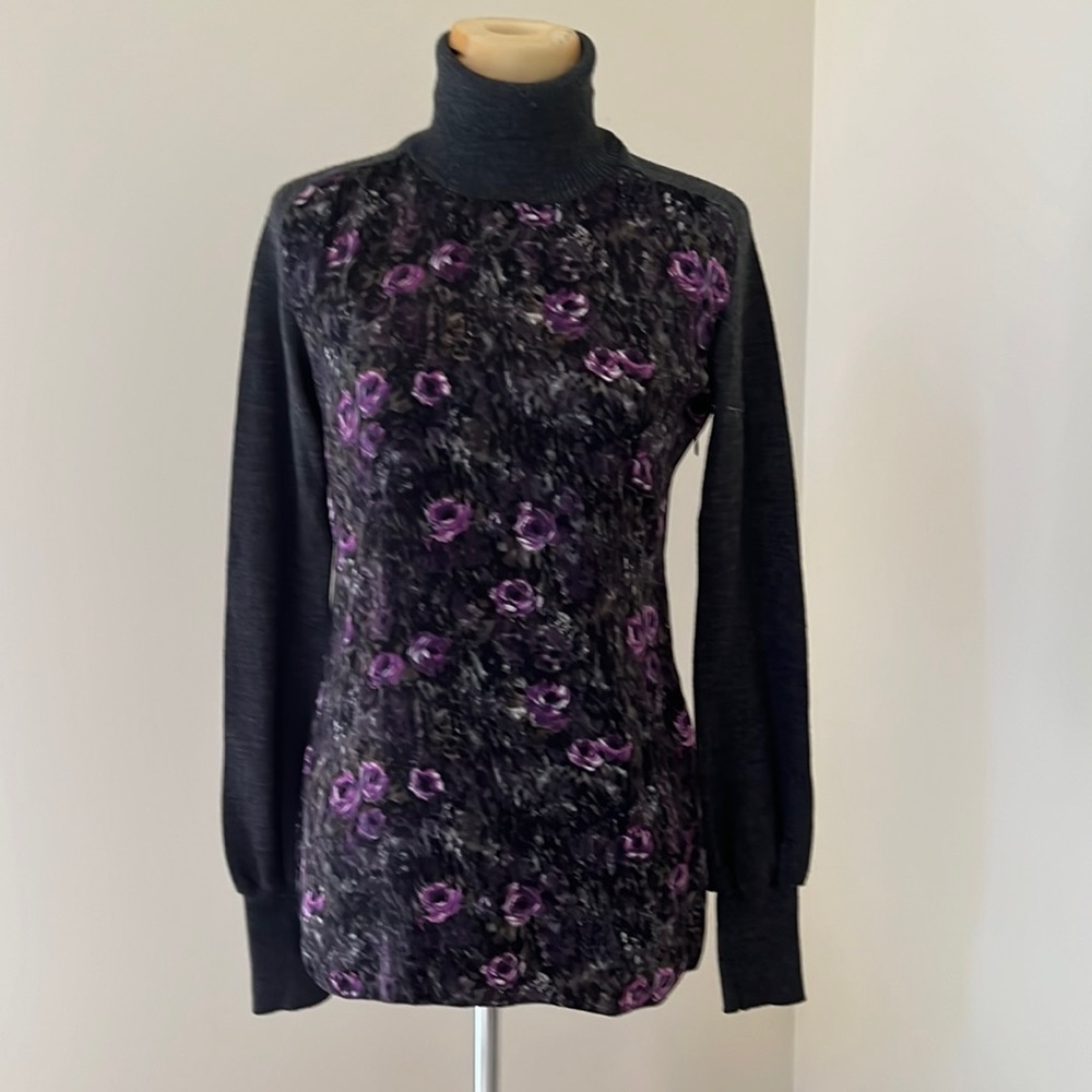 Patrizia Pepe SZ 42 grey printed silk/wool sweater/top.